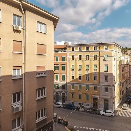 Fast Fibra Wifi & Netflix Galileo Galilei Apartment Triest