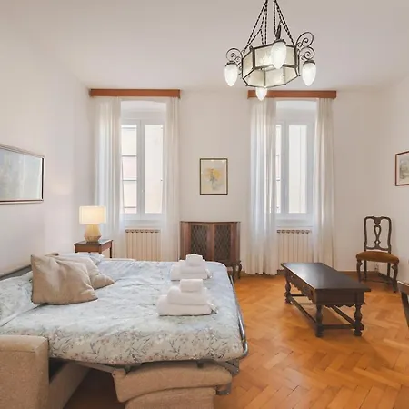 Fast Fibra Wifi & Netflix Galileo Galilei Apartment *
