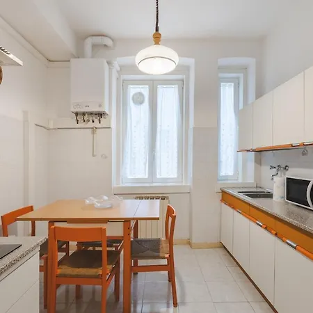 Fast Fibra Wifi & Netflix Galileo Galilei Apartment